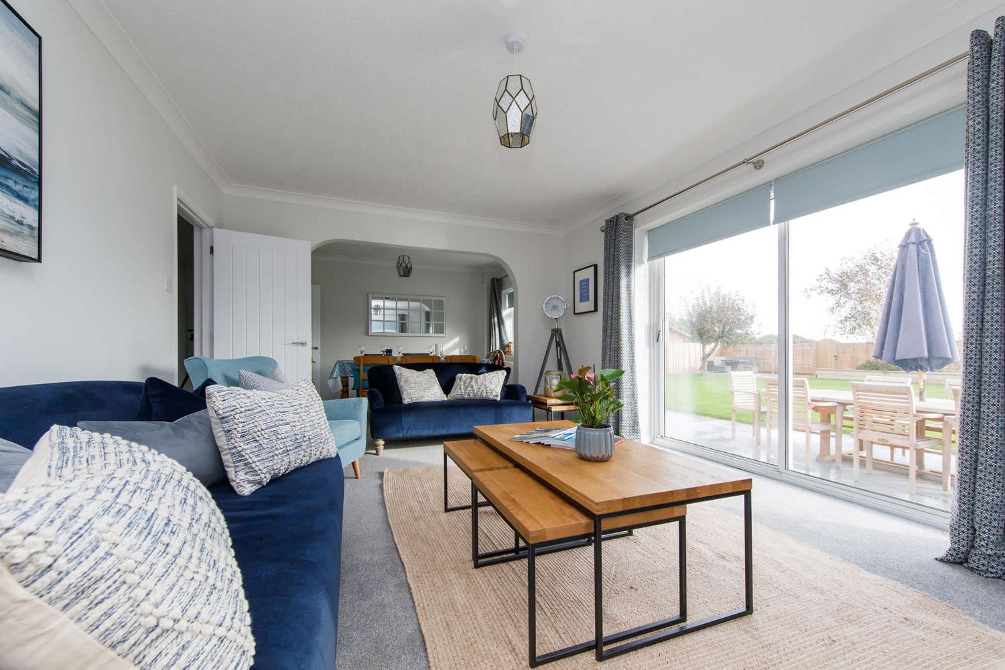 Spacious Home For 8 In Witterings - Walk To Beach East Wittering Exteriér fotografie